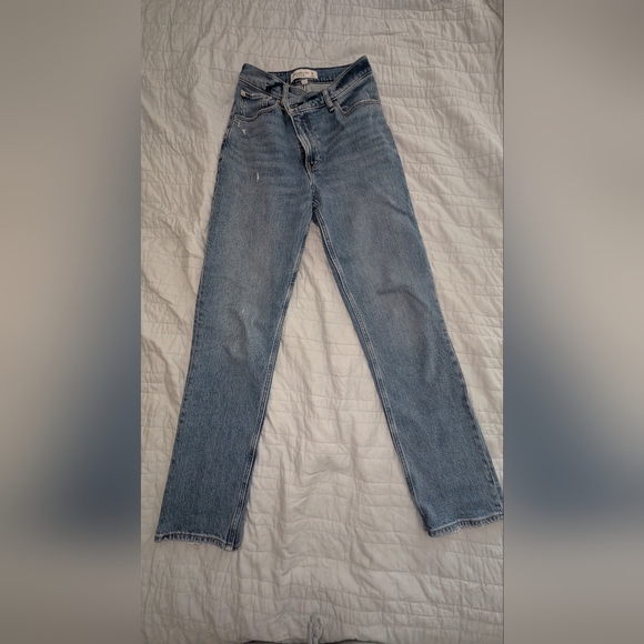 Abercrombie & Fitch Denim - Abercrombie asymmetrical Women's Jeans